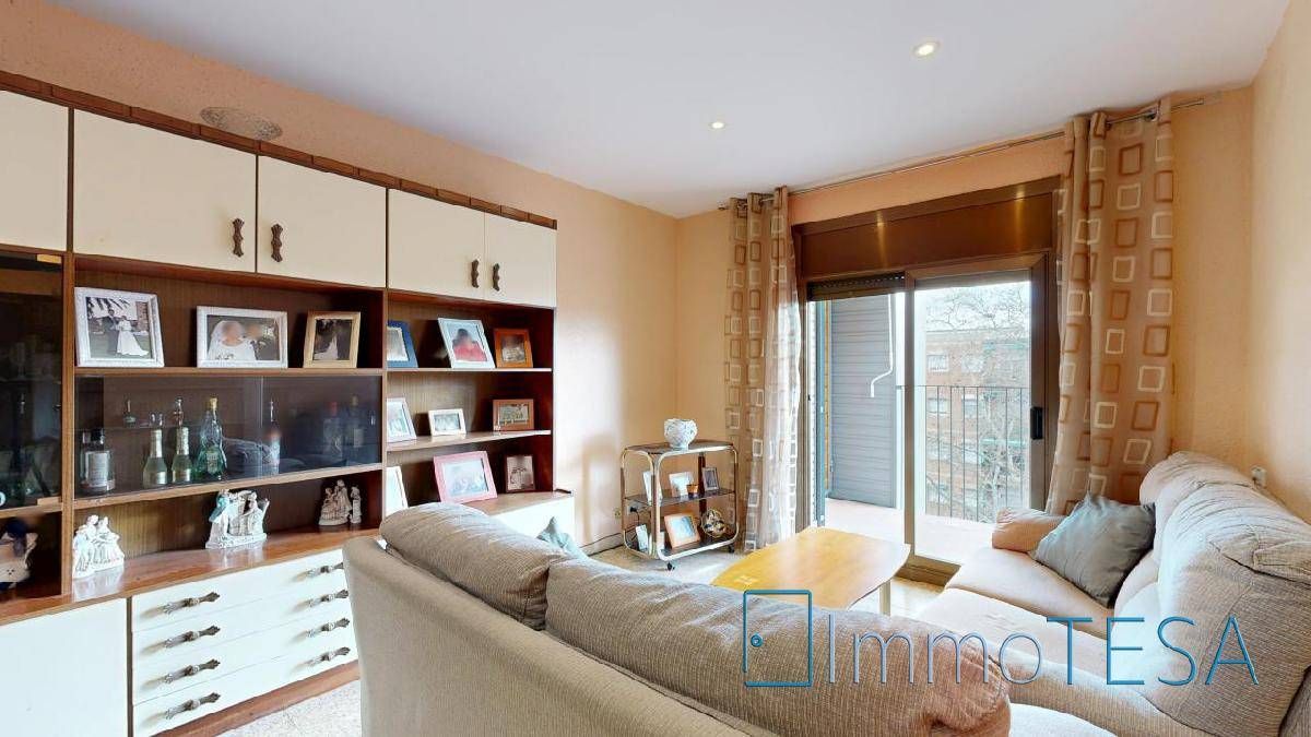 Sala d'estar de Pis en venda en Sabadell amb Aire condicionat, Calefacció i Traster