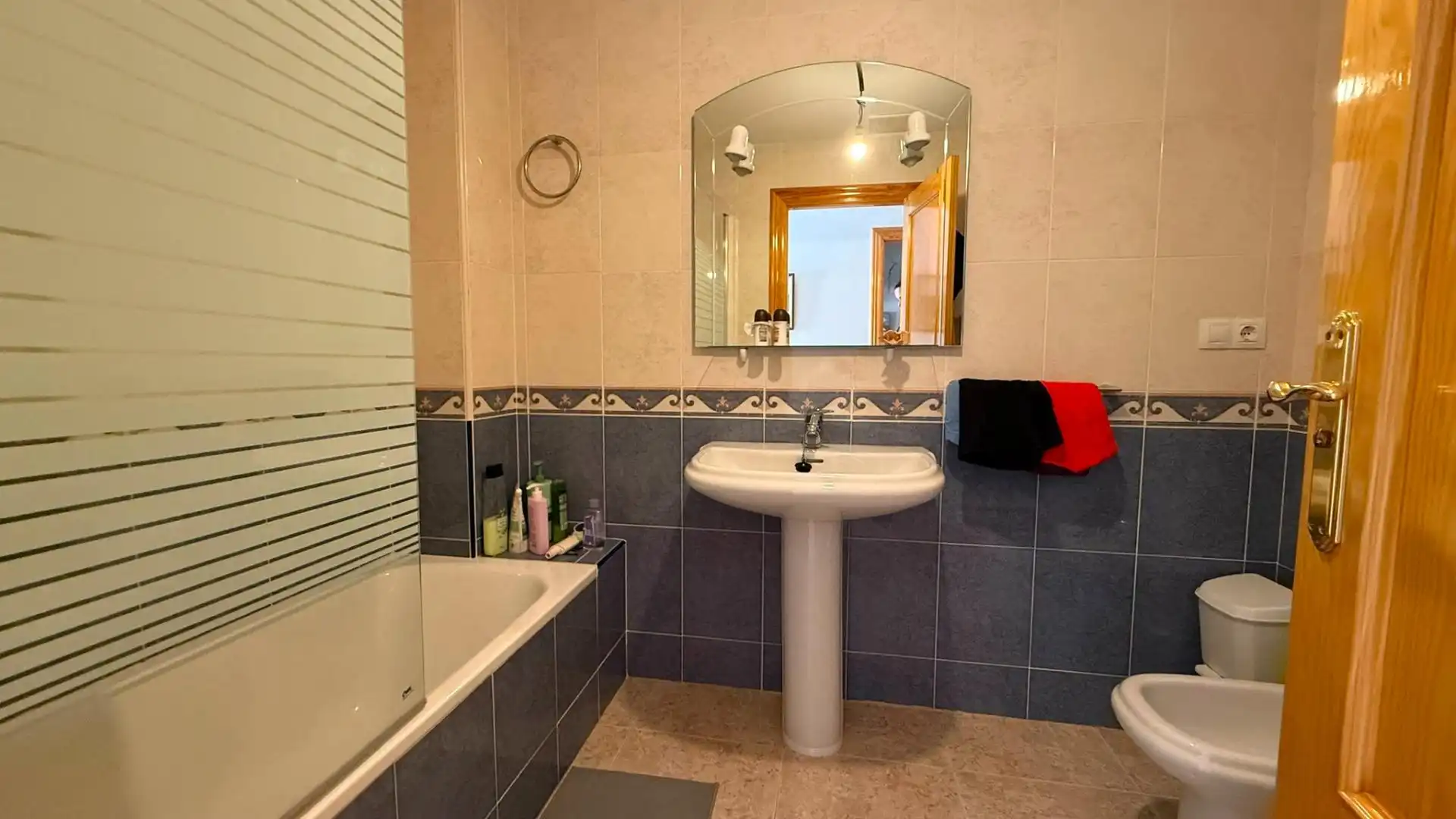 Baño de Piso en venta en Águilas con Aire acondicionado, Calefacción y Terraza