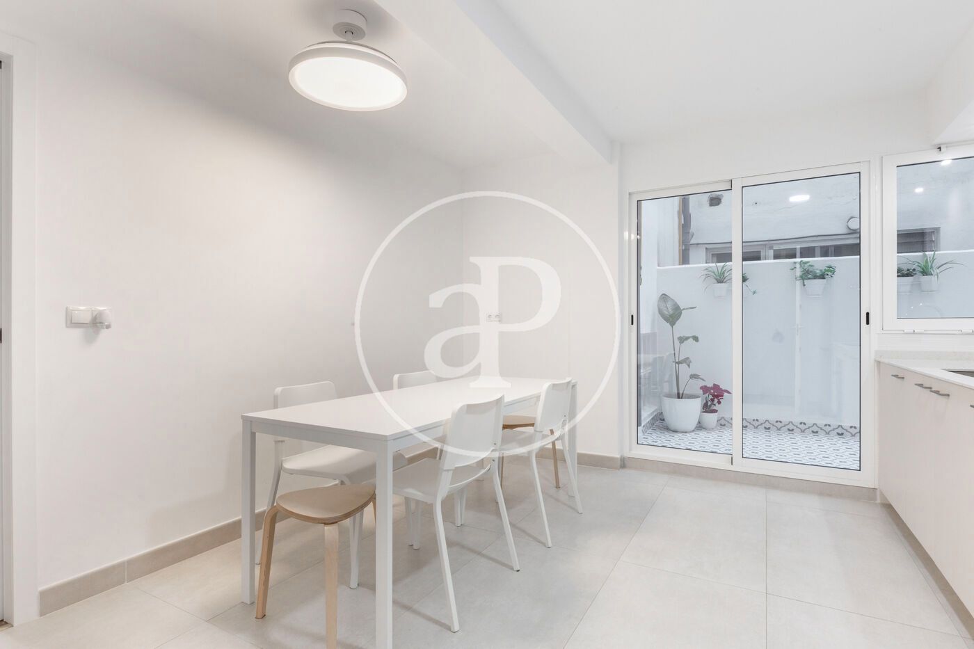 Dining room of Flat for sale in  Valencia Capital  with Heating, Terrace and Furnished