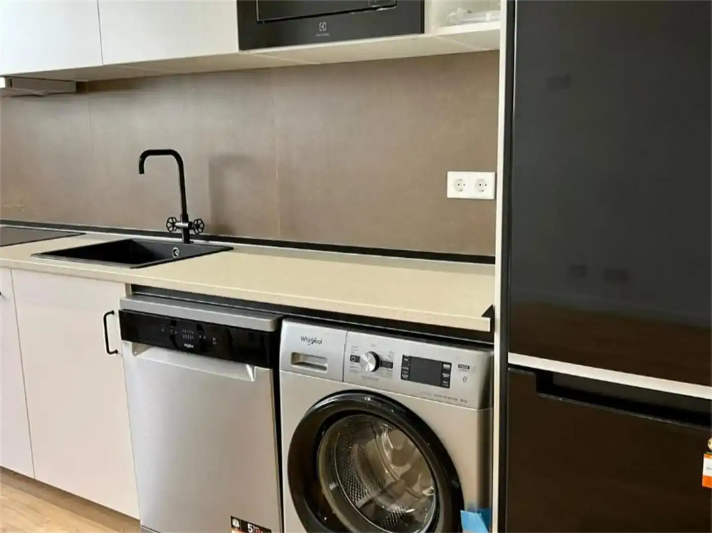Kitchen of Flat for sale in  Madrid Capital  with Air Conditioner