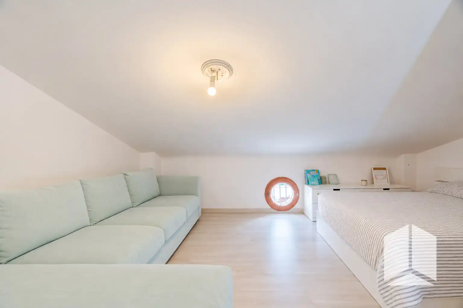 Dormitori de Casa o xalet en venda en Castelldefels amb Terrassa, Piscina i Balcó