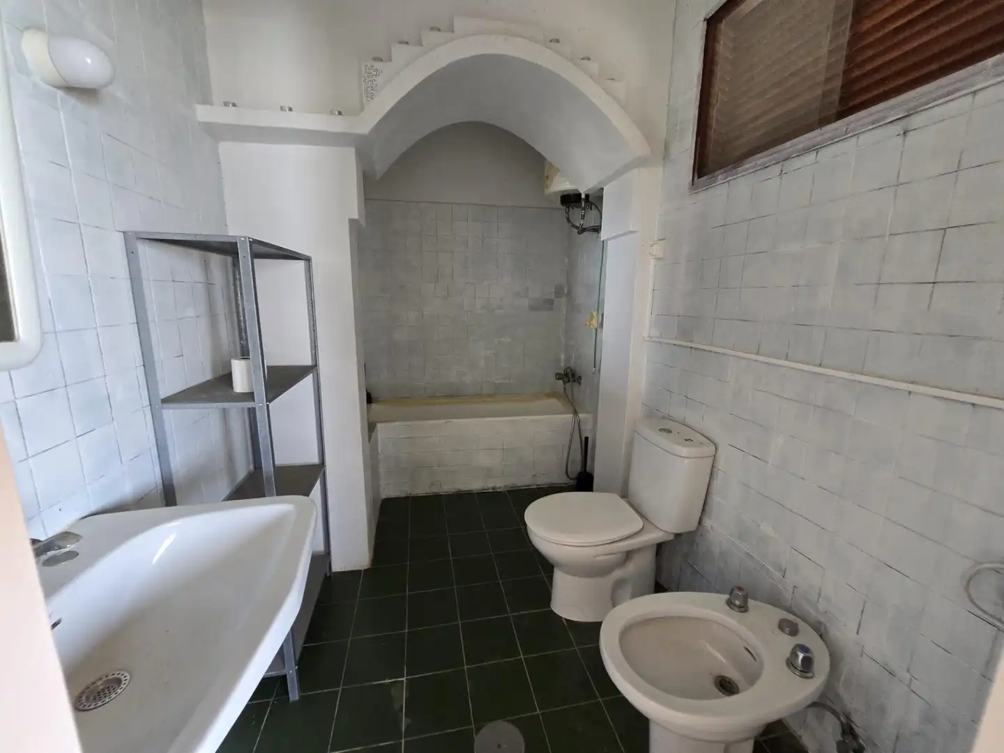 Badezimmer von Haus oder Chalet zum Verkauf in Benidorm mit Privatgarten, Terrasse und Abstellraum
