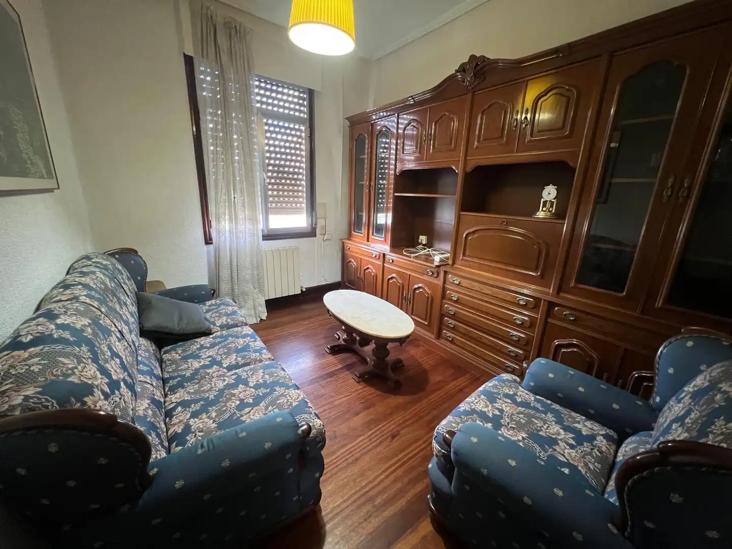 Living room of Flat for sale in Bilbao   with Heating and Balcony
