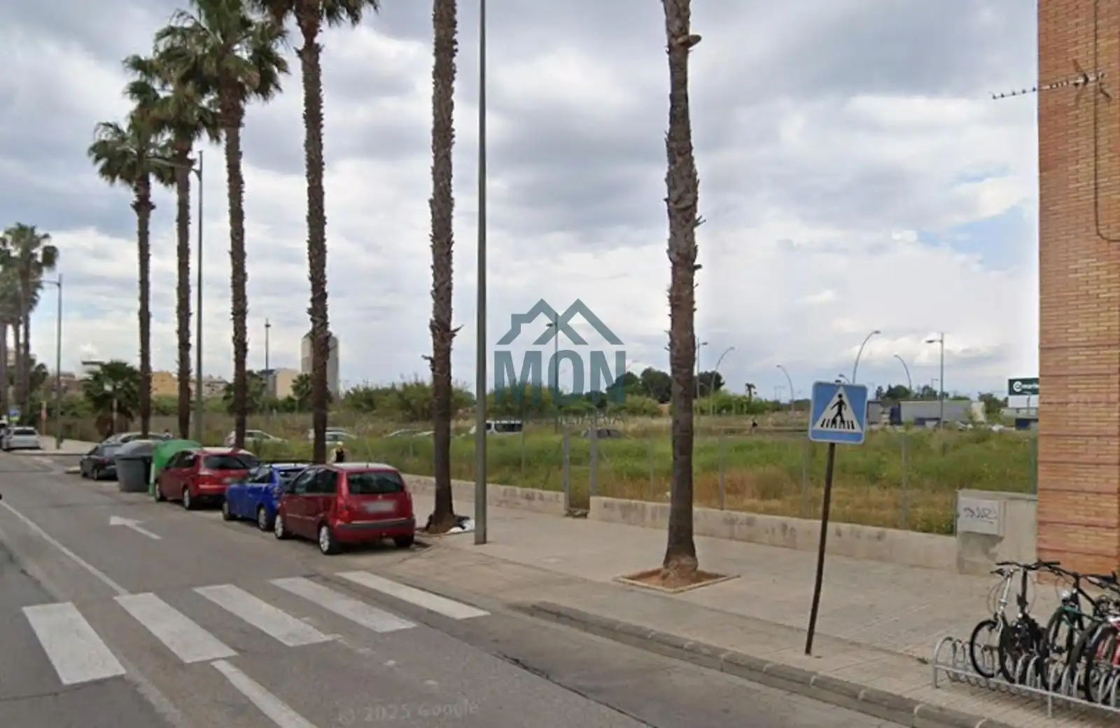 Vista exterior de Edificio en venta en Alzira