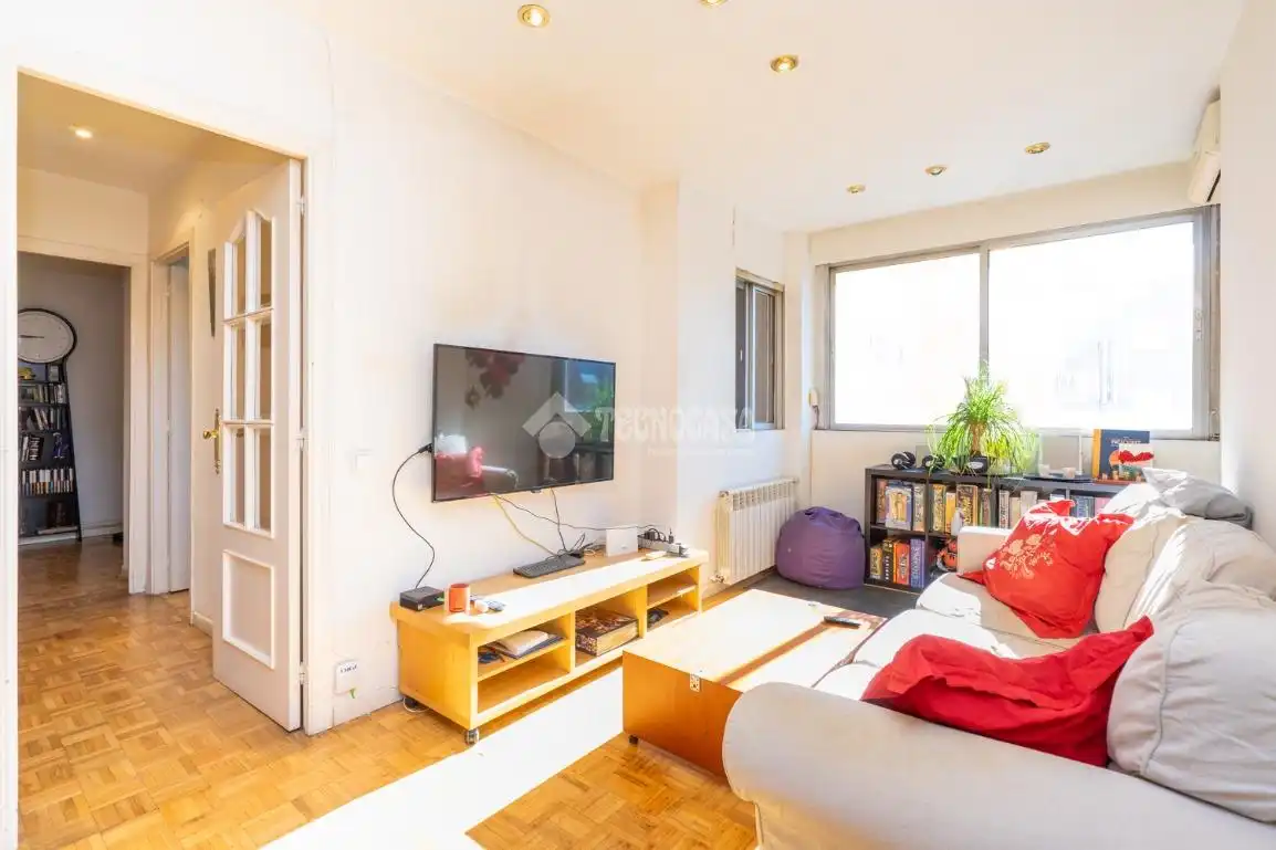Sala de estar de Piso en venta en Coslada con Aire acondicionado, Calefacción y Parquet