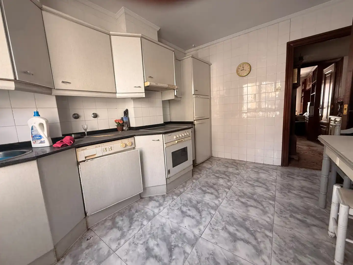 Küche von Wohnung zum Verkauf in Barakaldo  mit Heizung, Abstellraum und Balkon