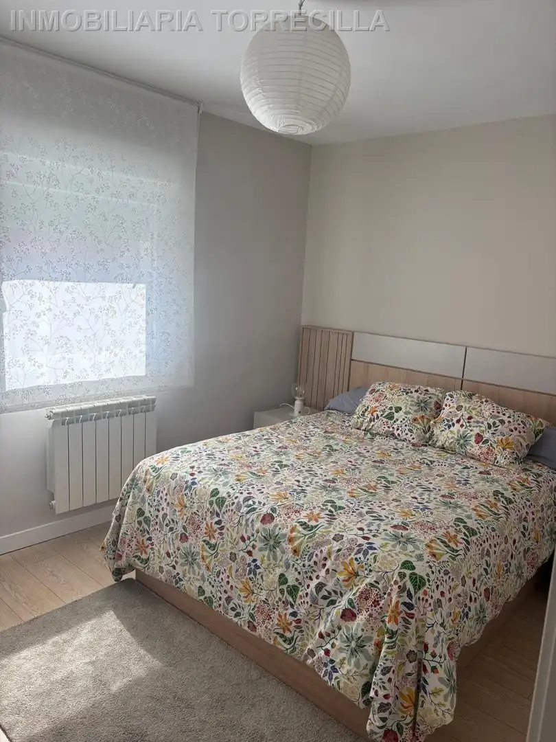 Schlafzimmer von Wohnung zur Miete in Valladolid mit Klimaanlage, Heizung und Möbliert