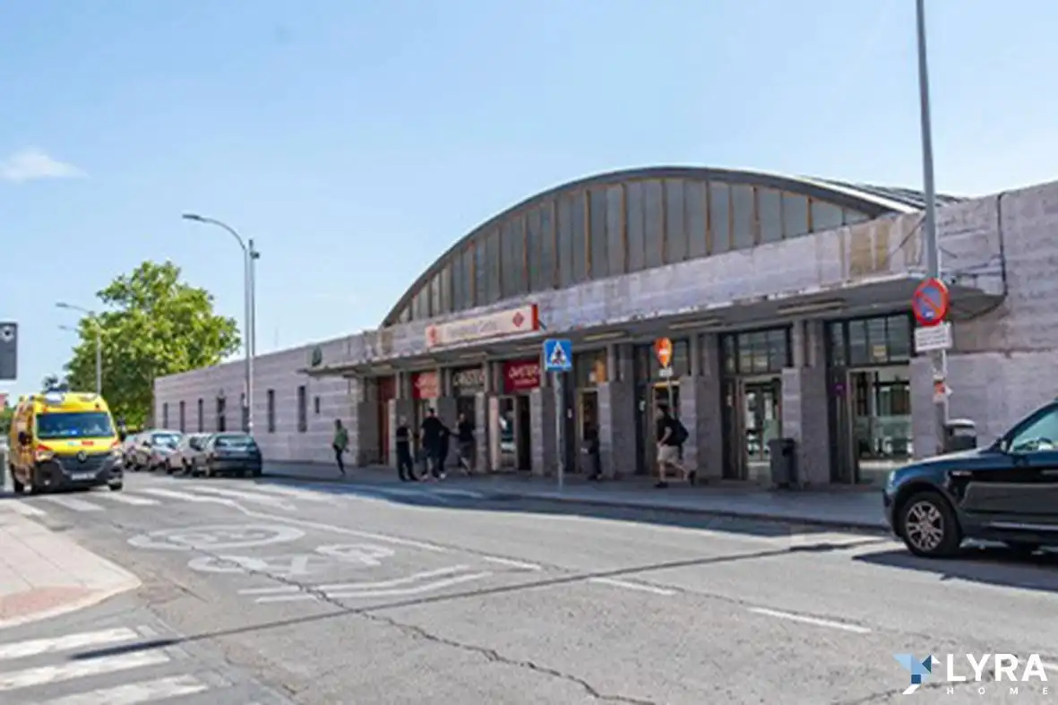 Local comercial en venda a Avenida de Europa 2, imagen 32