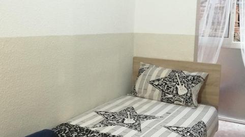 Foto 4 de Apartament per a compartir a El Camp de l'Arpa del Clot,  Barcelona Capital