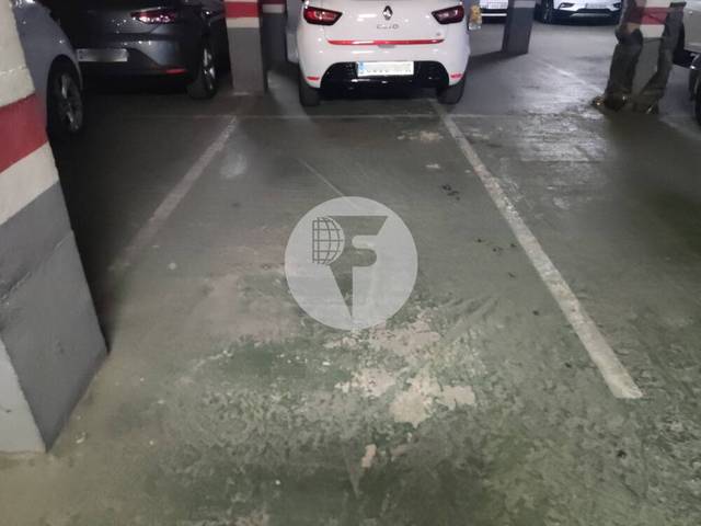 Garaje en Venta en Col.legis Nous