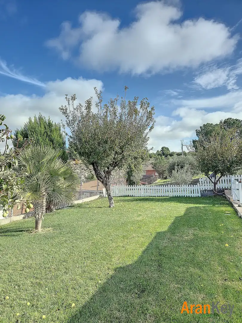 Jardí de Casa o xalet en venda en Colmenar de Oreja amb Aire condicionat, Calefacció i Jardí privat
