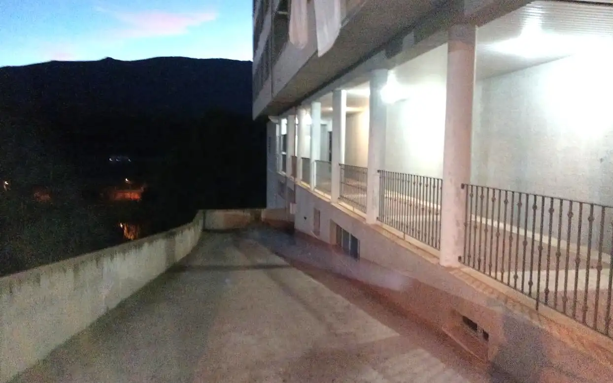 Einzelparkplatz mit Aufzug zum Verkauf in Avenida de la Independencia, imagen 2
