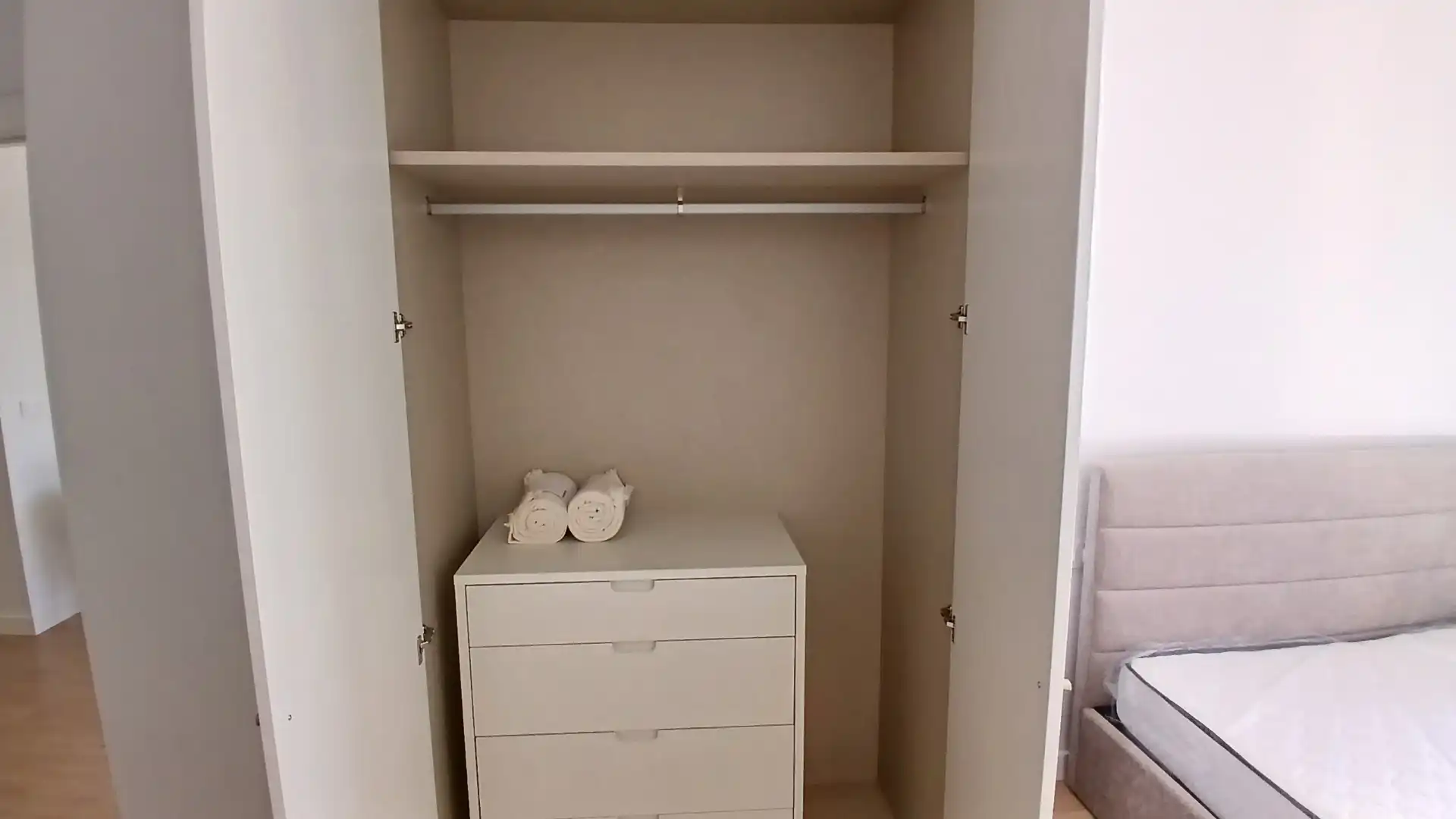 Bedroom of Flat for rent in Málaga  with Air Conditioner, Heating and Storage room