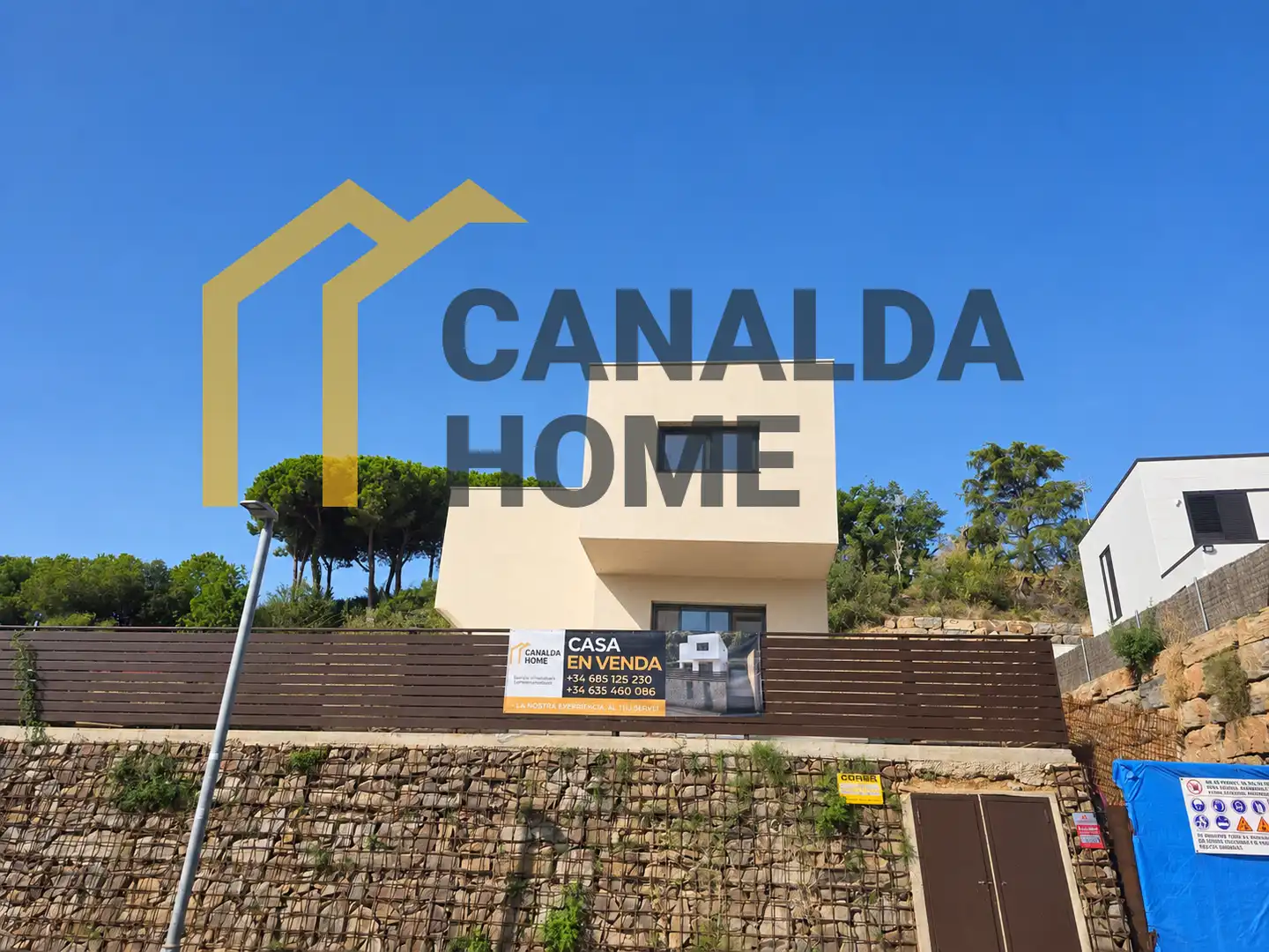 Villa con piscina in vendita a Carrer Vinyes d'en Mandri 28, imagen 2