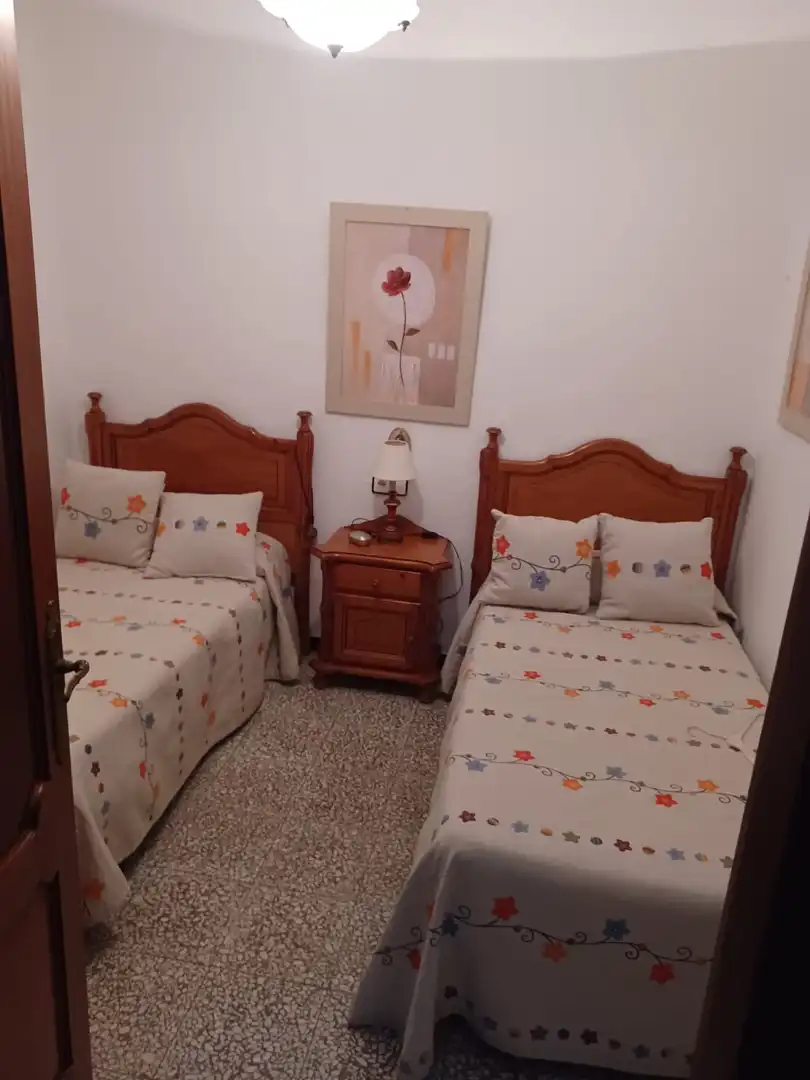 Dormitori de Casa adosada en venda en San Martín del Tesorillo amb Aire condicionat, Jardí privat i Terrassa