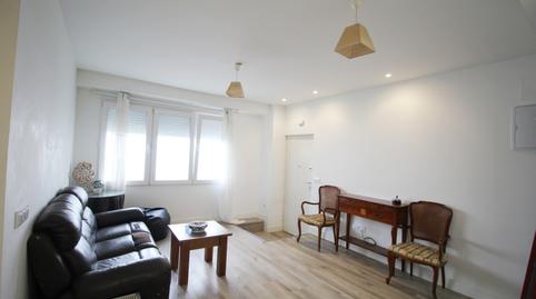 Foto 2 de Piso en venta en Calle Alfaro, Vista Alegre,  Madrid Capital