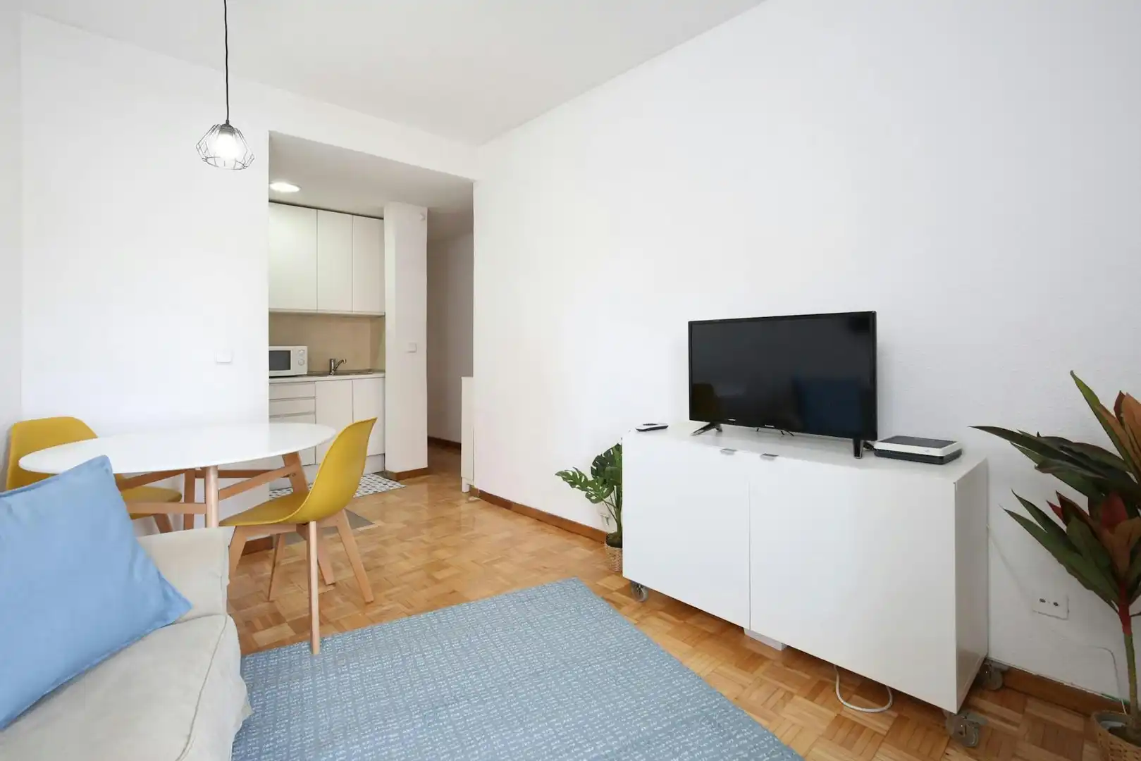 Sala de estar de Piso de alquiler en Madrid con Aire acondicionado, Calefacción y Amueblado