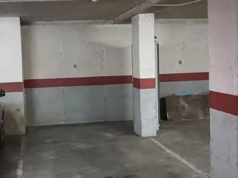 Parkplatz von Garage zur Miete in Alicante / Alacant