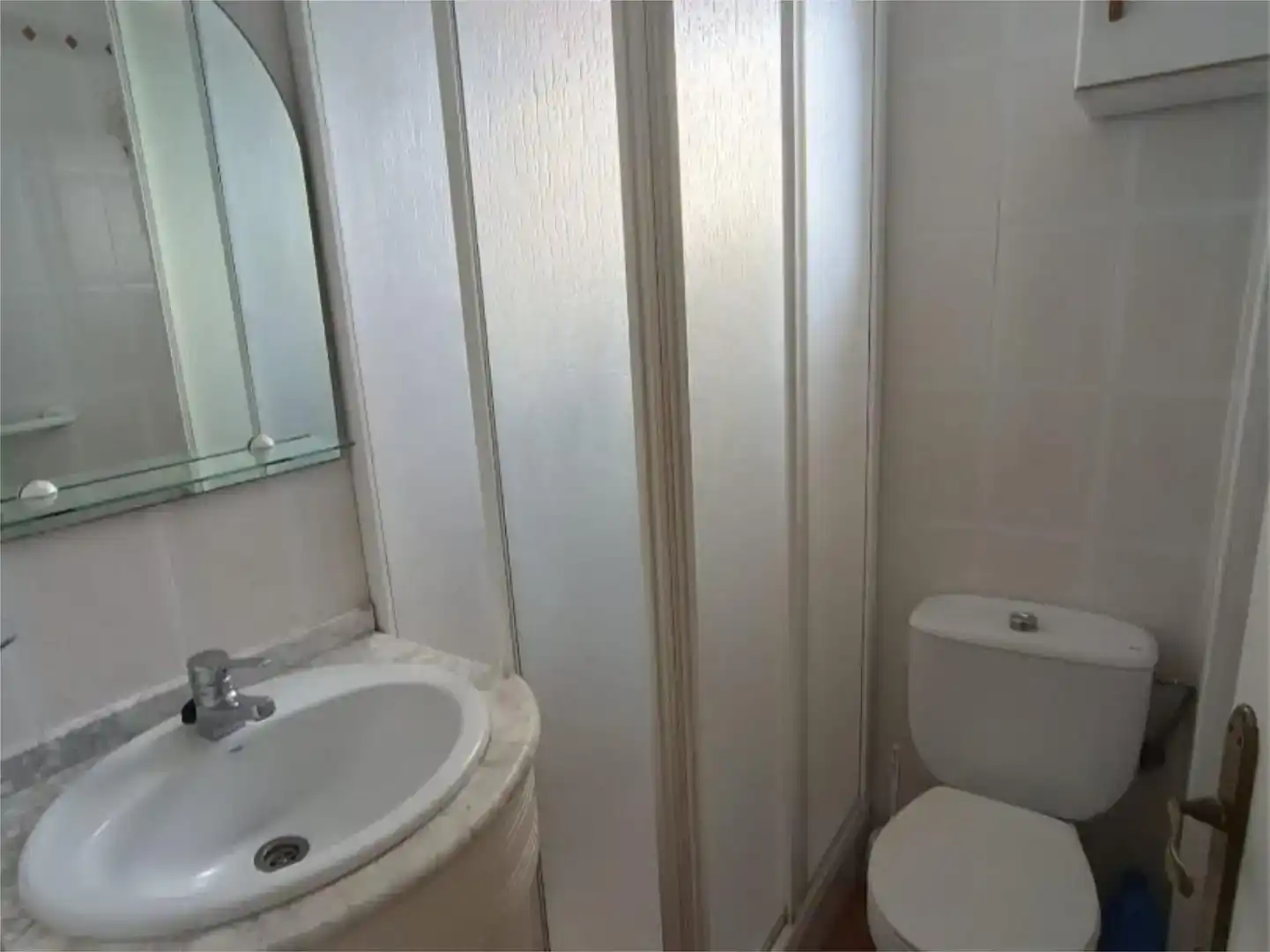 Badezimmer von Wohnung zur Miete in Zona Galúa - Calnegre