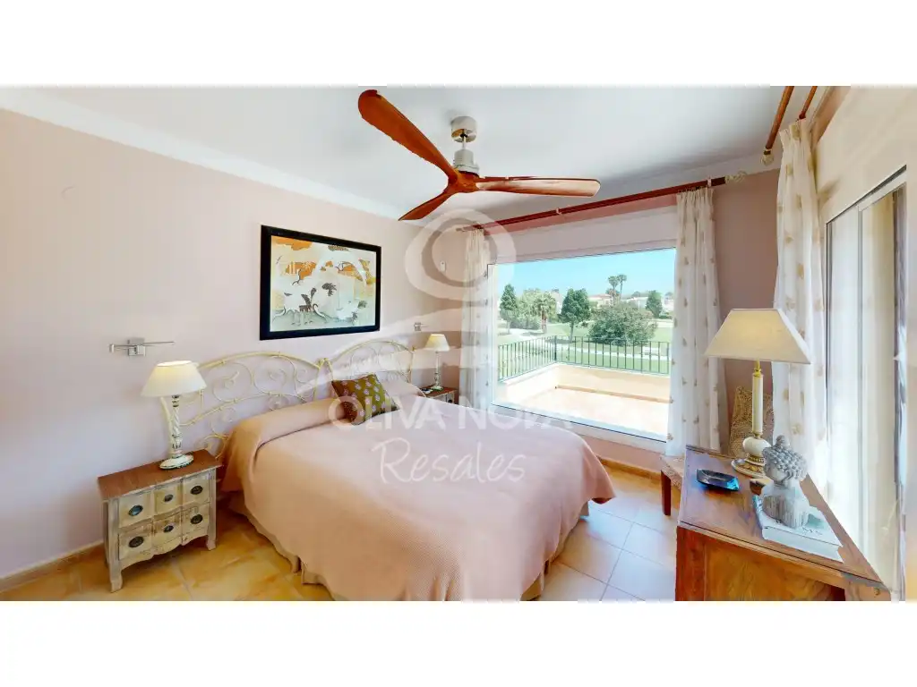 Habitación de Casa o chalet en venta en Oliva con Terraza y Piscina
