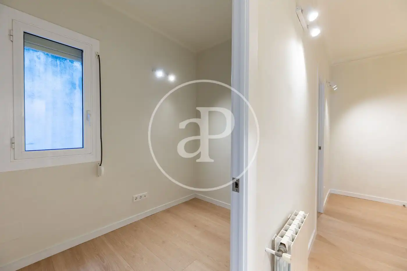 Piso en venta en Barcelona con Aire acondicionado, Calefacción y Balcón