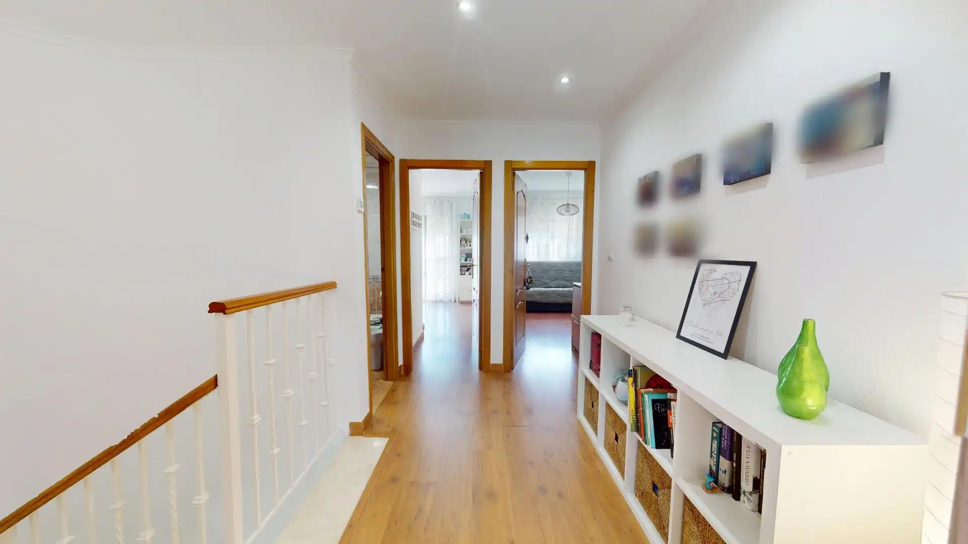 Einfamilien-Reihenhaus zum Verkauf in Elche / Elx mit Privatgarten, Terrasse und Gemeinschaftspool