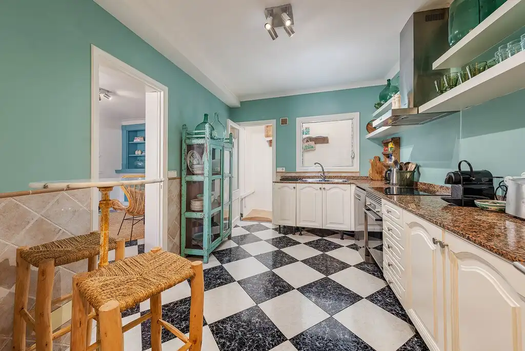 Cocina de Finca rústica en venta en Pollença con Aire acondicionado, Calefacción y Jardín privado