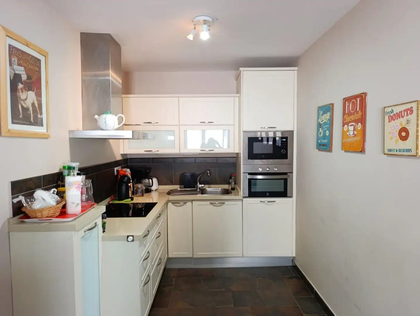 Cocina de Casa o chalet en venta en Chiclana de la Frontera con Aire acondicionado, Jardín privado y Trastero