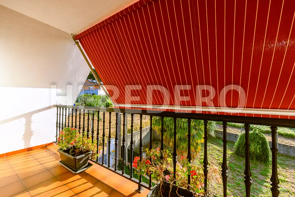Terraza de Casa o chalet en venta en Vigo  con Calefacción, Jardín privado y Terraza