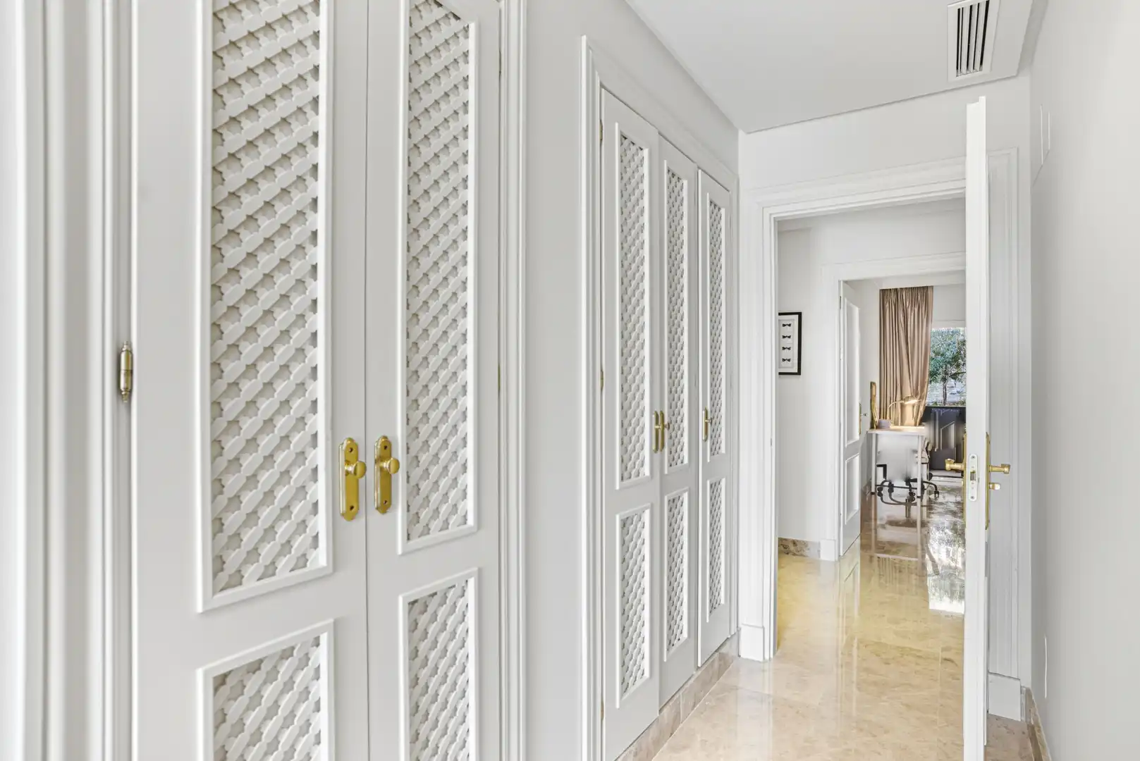 Wohnung mit Pool zum Verkauf in Nueva Andalucía, imagen 15
