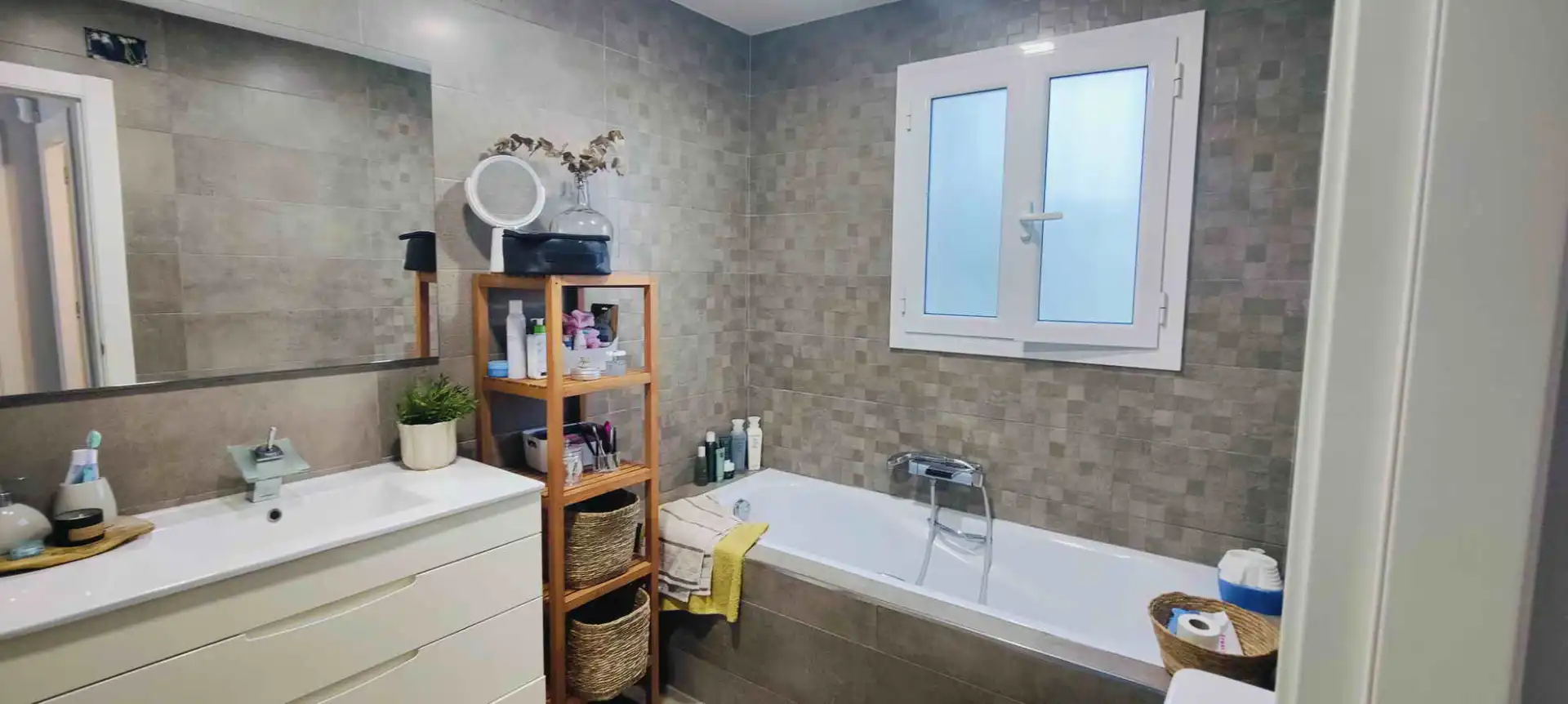 Baño de Casa o chalet en venta en Vallirana con Calefacción, Jardín privado y Terraza