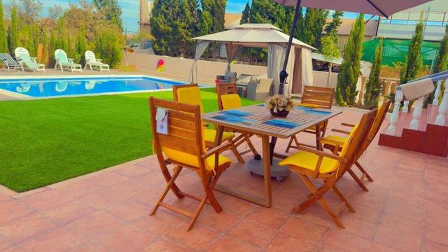 Casa-chalet en Venta en Moralet