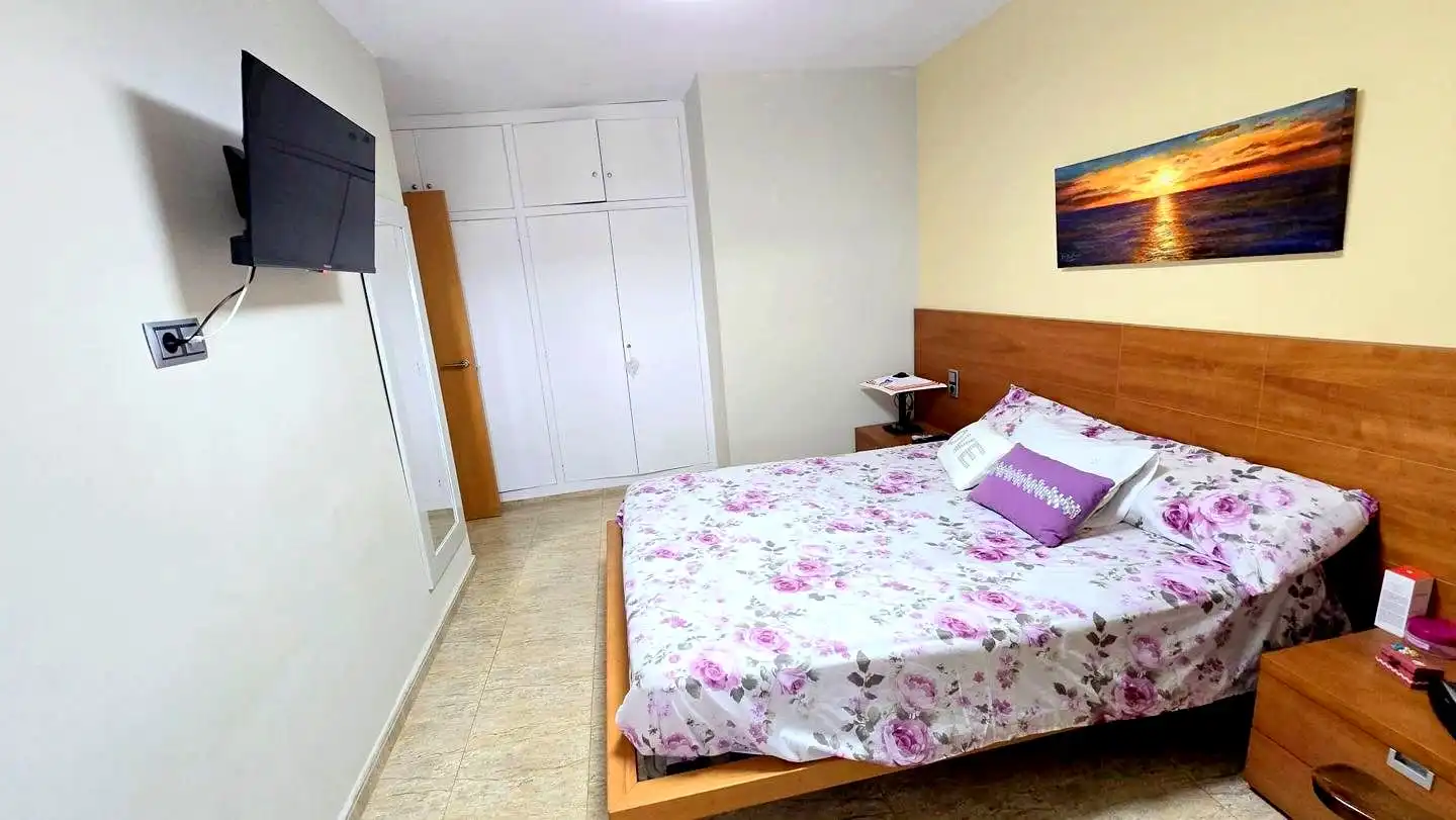 Schlafzimmer von Wohnungen zur Miete in Gandia mit Terrasse und Möbliert