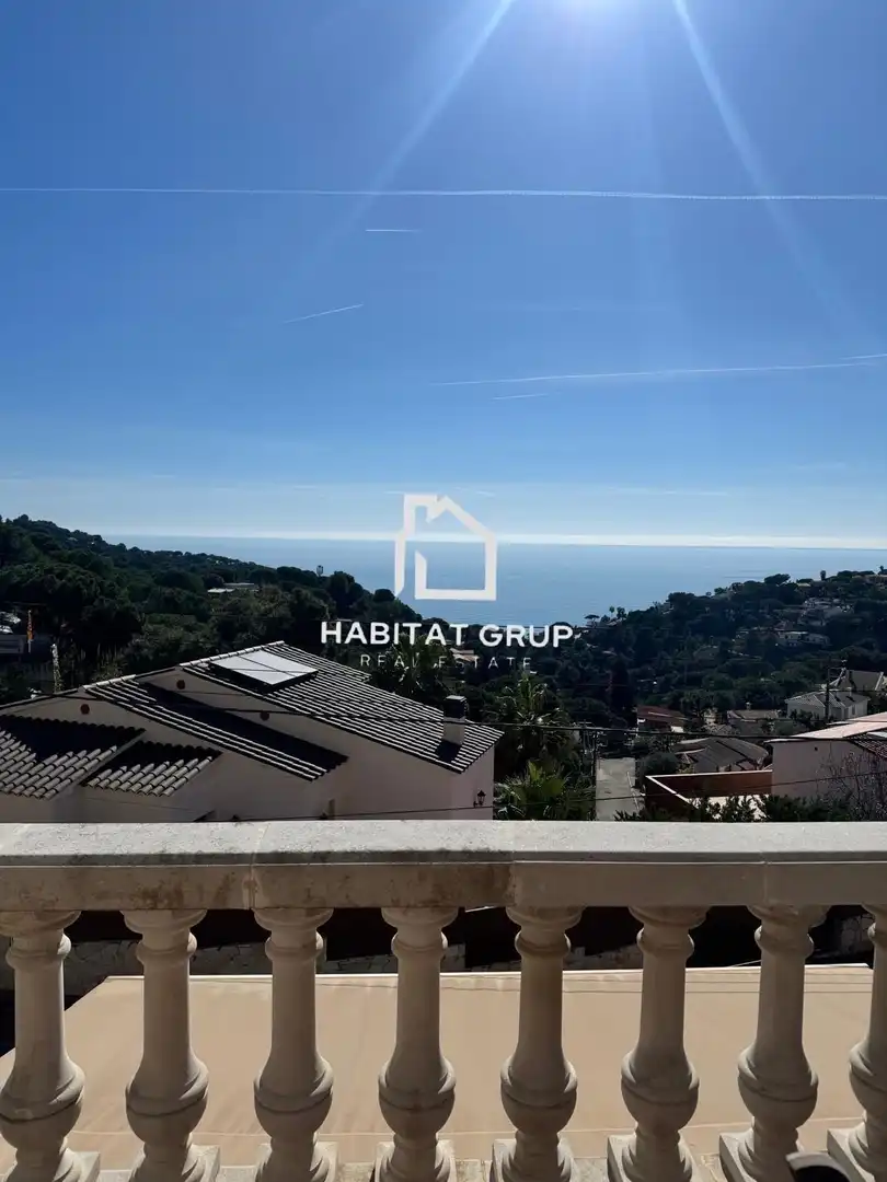 Casa con piscina en venta en Canyelles, imagen 5
