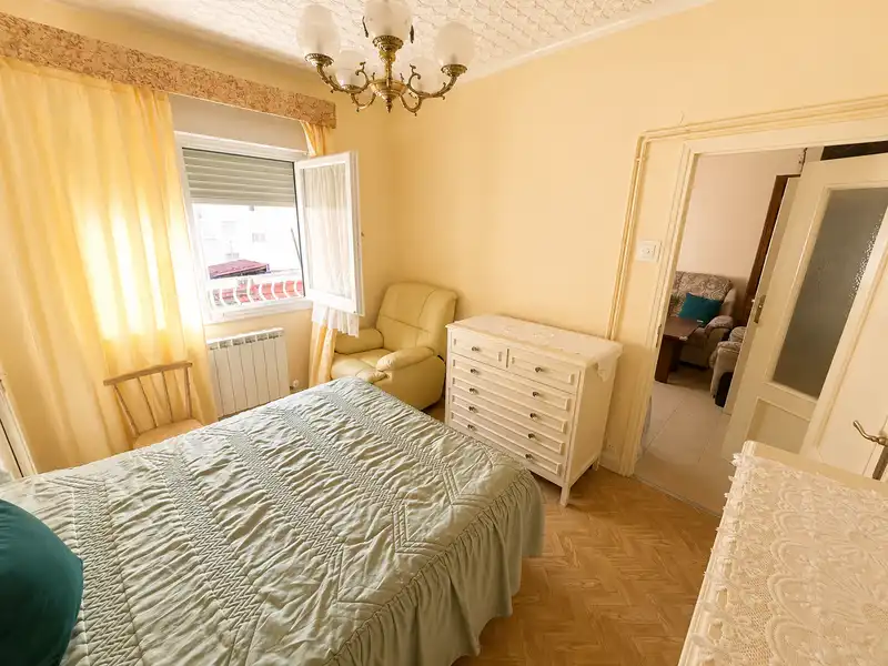 Habitación de Piso en venta en Madrid con Calefacción y Amueblado