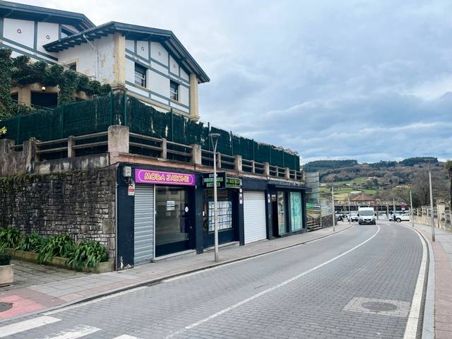 Local comercial en Alquiler en Areatza Kalea en Plentzia