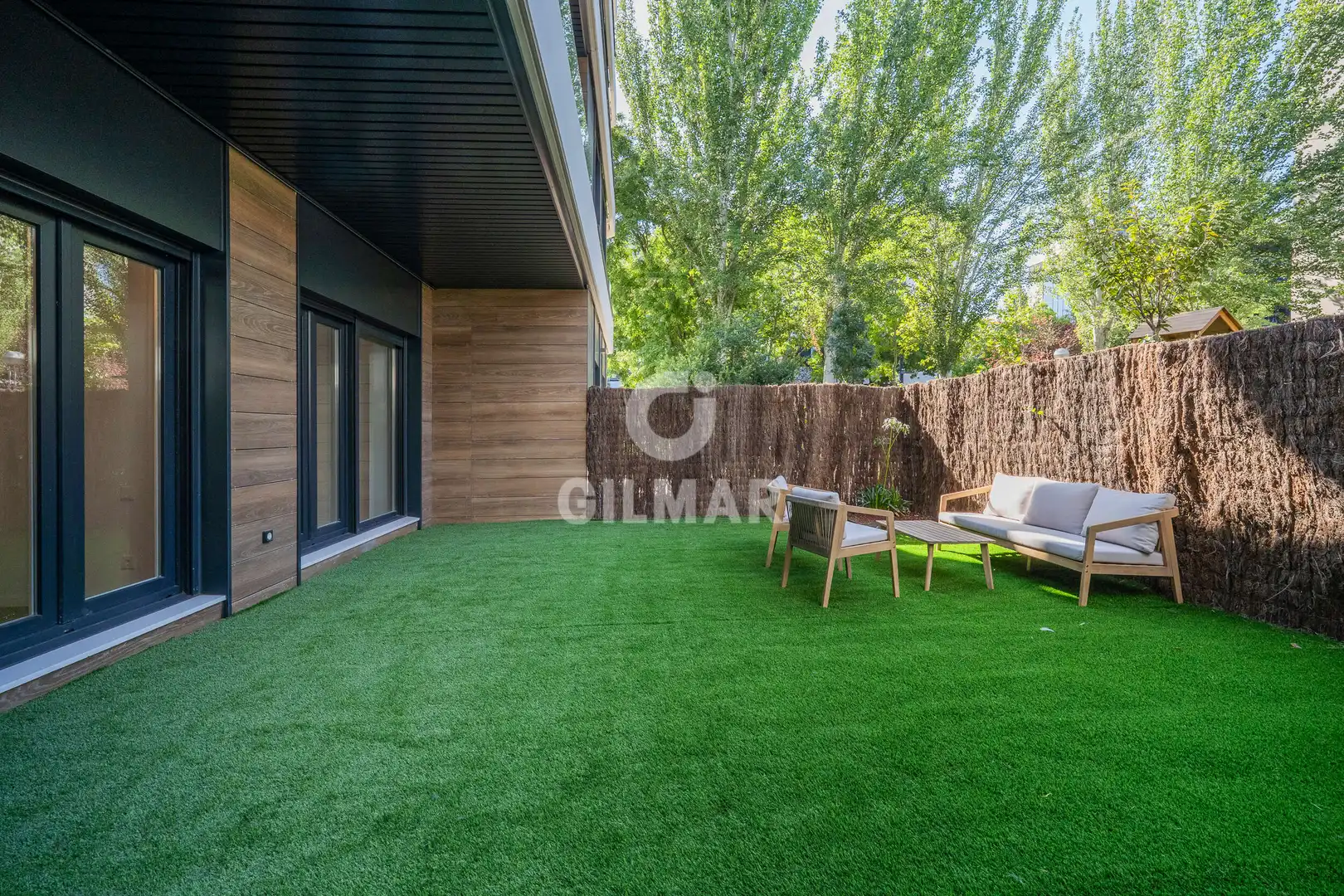 Jardí de Planta baixa en venda en Madrid amb Calefacció, Jardí privat i Traster