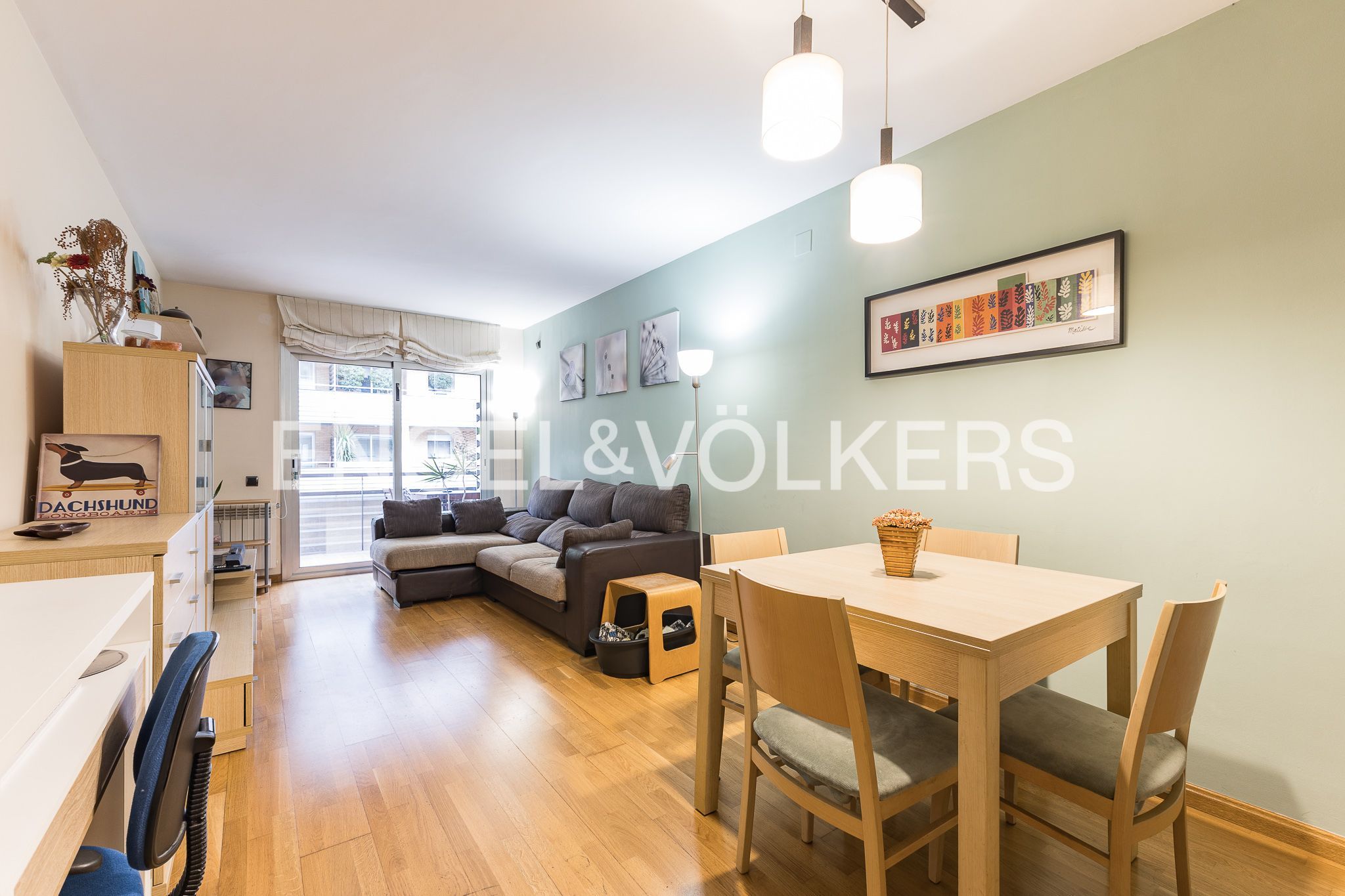 Vista exterior de Apartament en venda en Sant Just Desvern amb Aire condicionat, Calefacció i Parquet