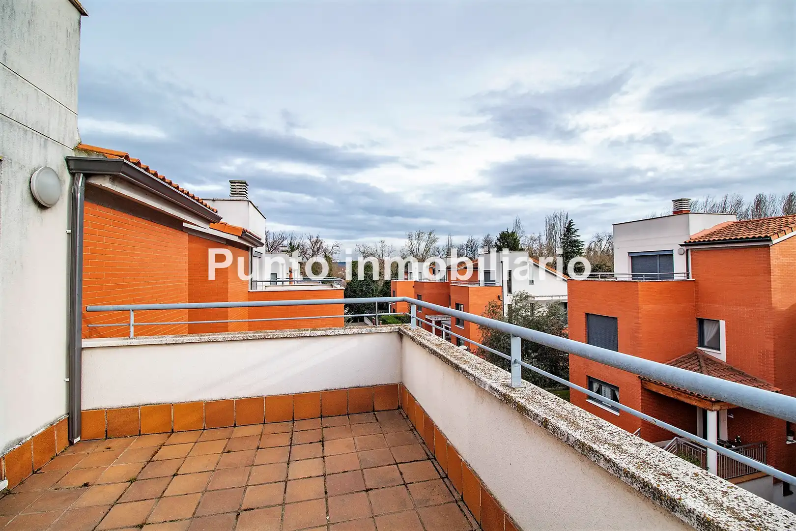 Terrace of Houses for sale in Valladolid  with Heating, Private garden and Parquet flooring