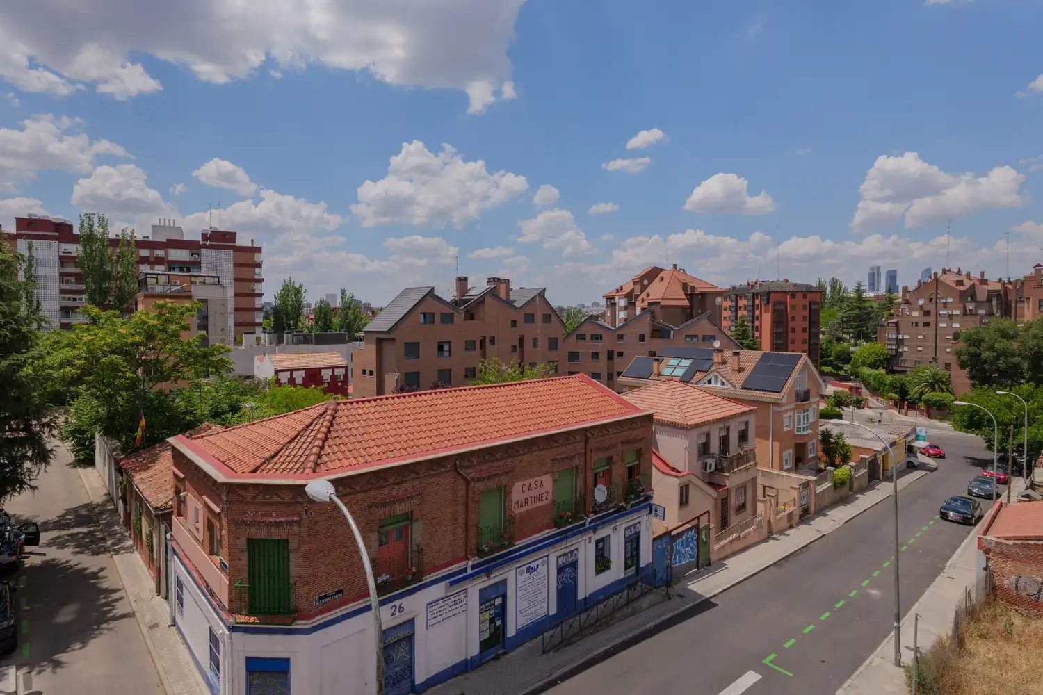 Vista exterior de Dúplex en venda en Madrid amb Aire condicionat, Calefacció i Parquet