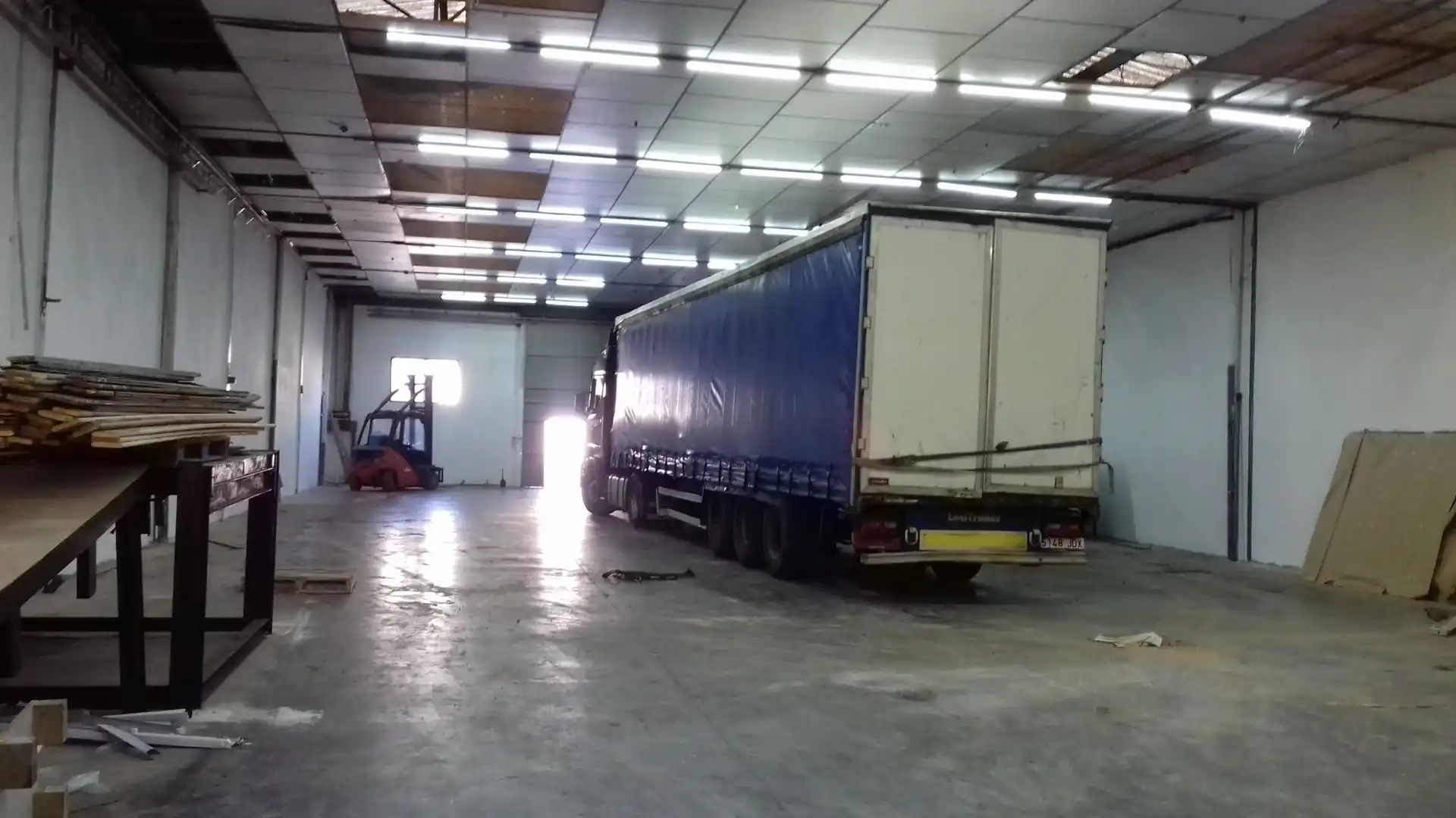 Parking de Nave industrial en venta en Paiporta