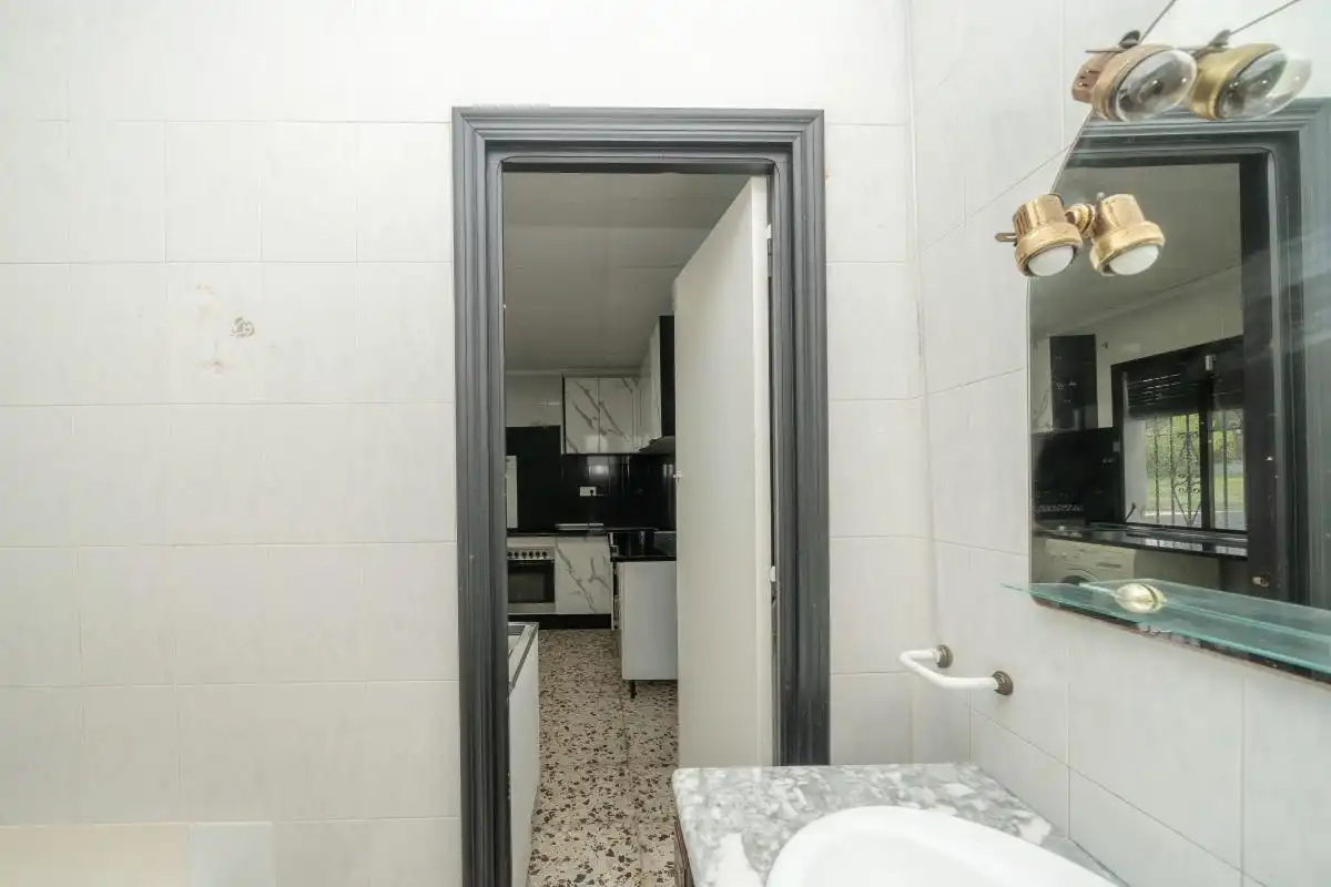 Baño de Finca rústica en venta en Orihuela con Calefacción y Amueblado