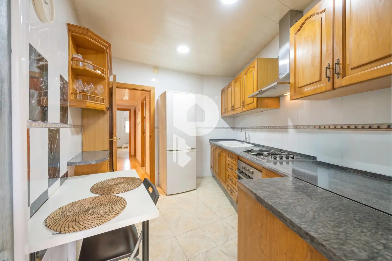 Cocina de Piso en venta en Sant Andreu de la Barca, Barcelona