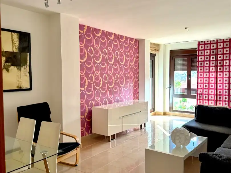 Living room of Flat for sale in  Granada Capital  with Air Conditioner, Terrace and Swimming Pool