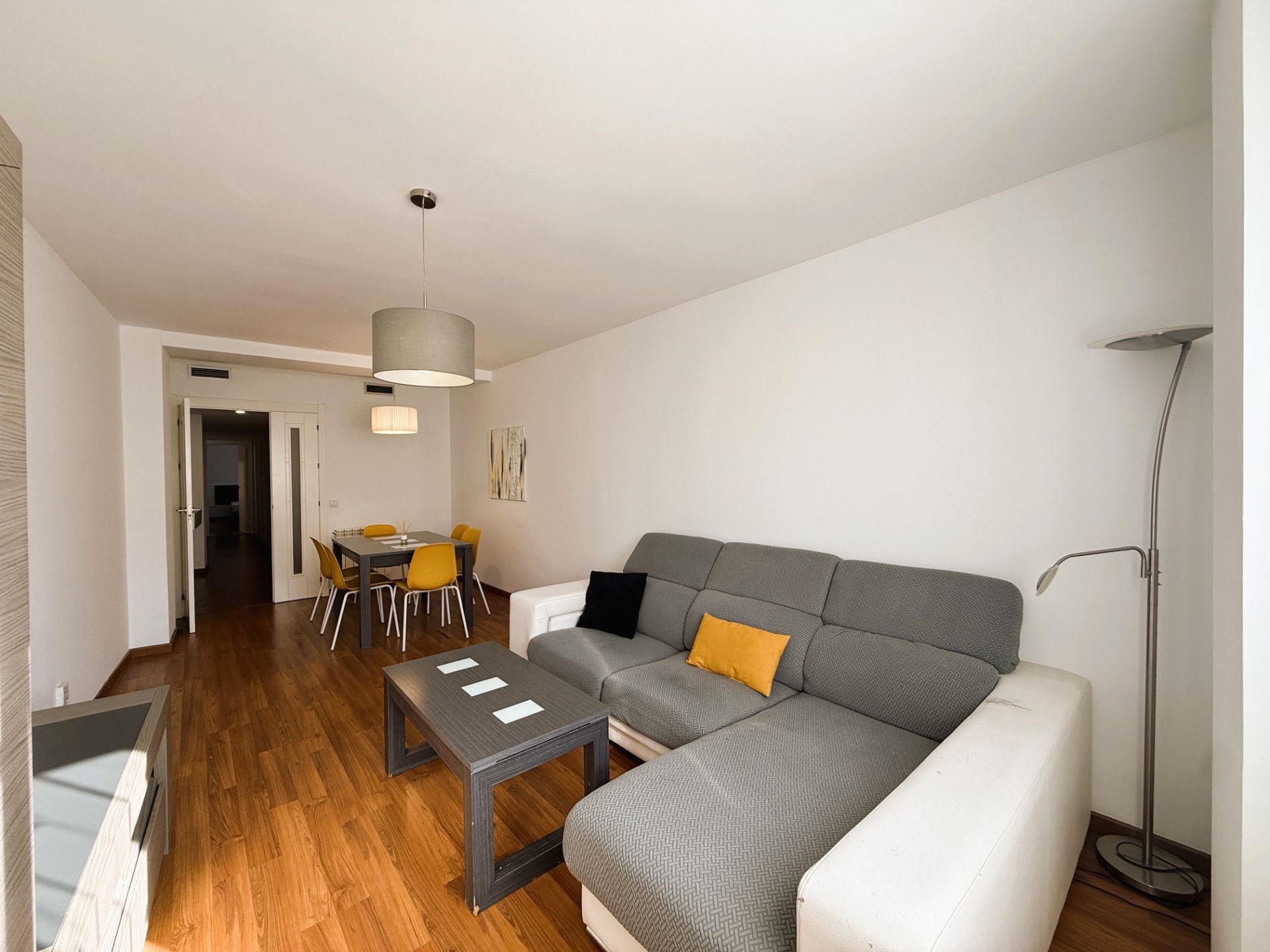 Sala de estar de Piso en venta en Valdemoro con Aire acondicionado, Calefacción y Amueblado