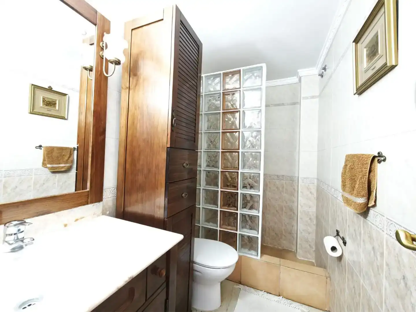Baño de Casa o chalet en venta en El Rosario con Jardín privado, Trastero y Piscina