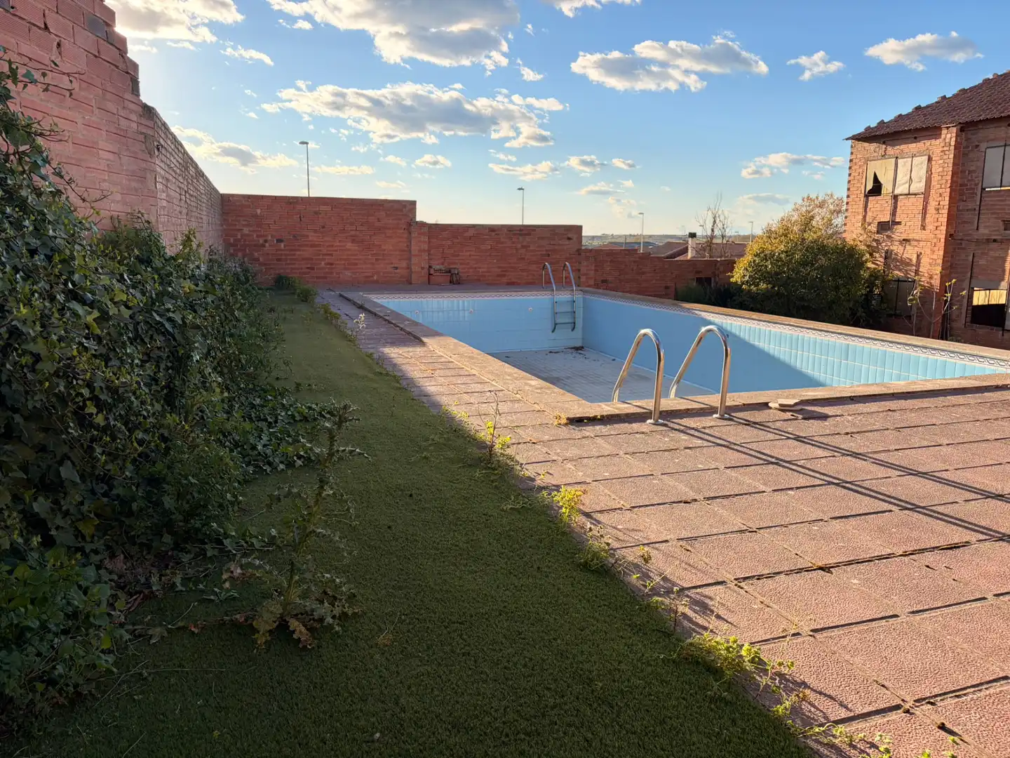Piscina de Casa o xalet en venda en Arbeca amb Calefacció, Jardí privat i Piscina
