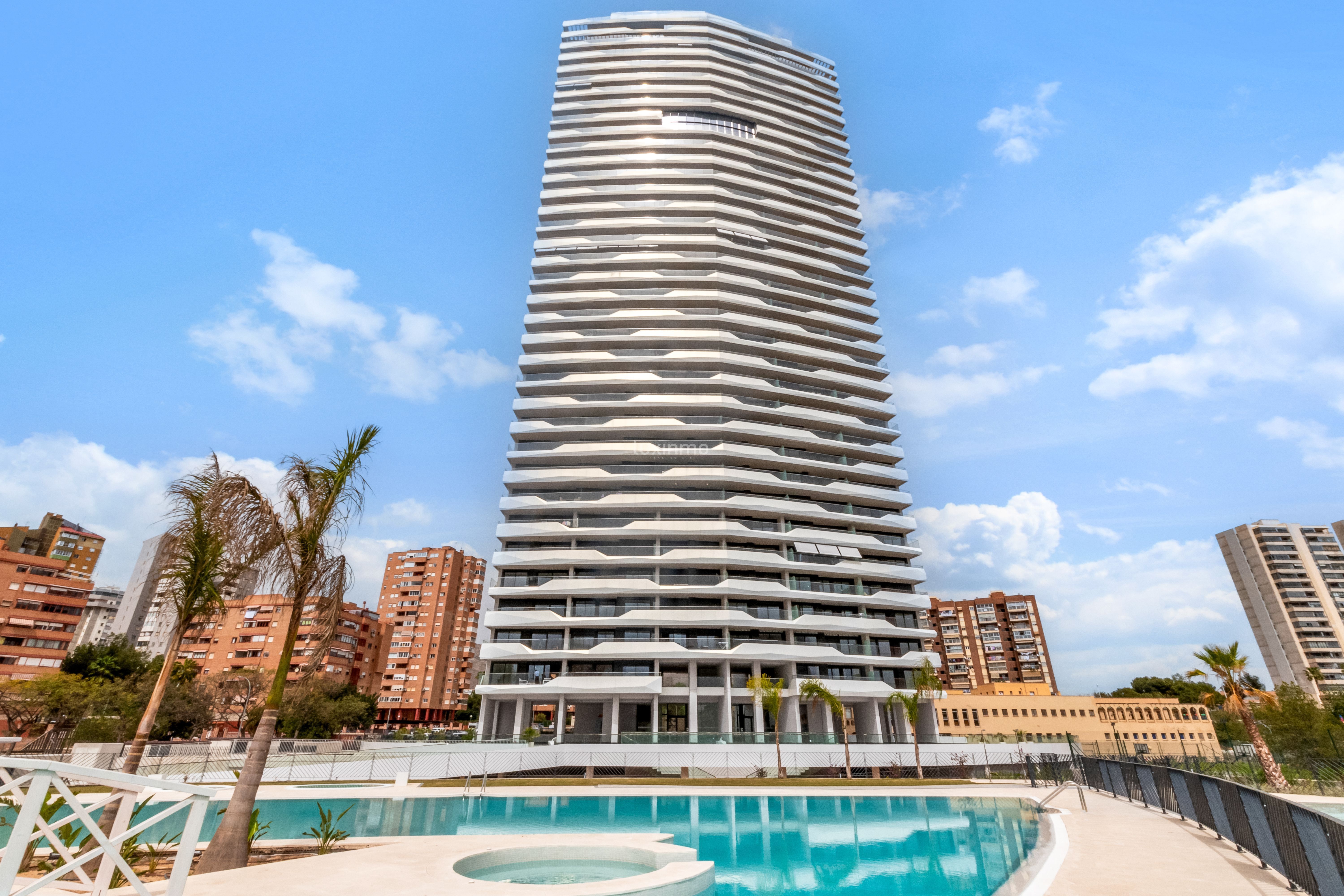 Exterior view of Flat for sale in Benidorm  with Air Conditioner, Private garden and Terrace