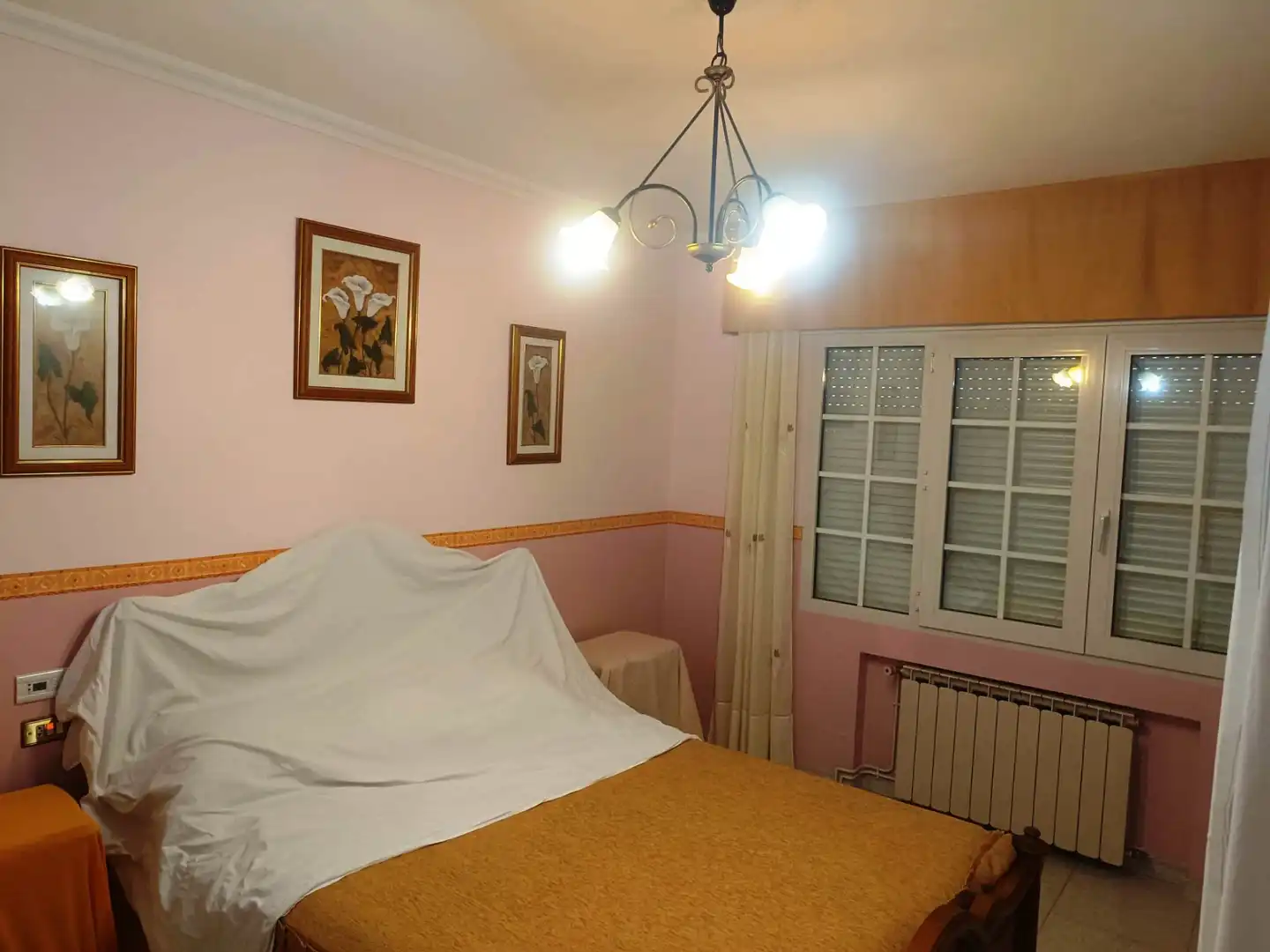 Habitación de Casa o chalet en venta en Outes con Calefacción, Jardín privado y Terraza