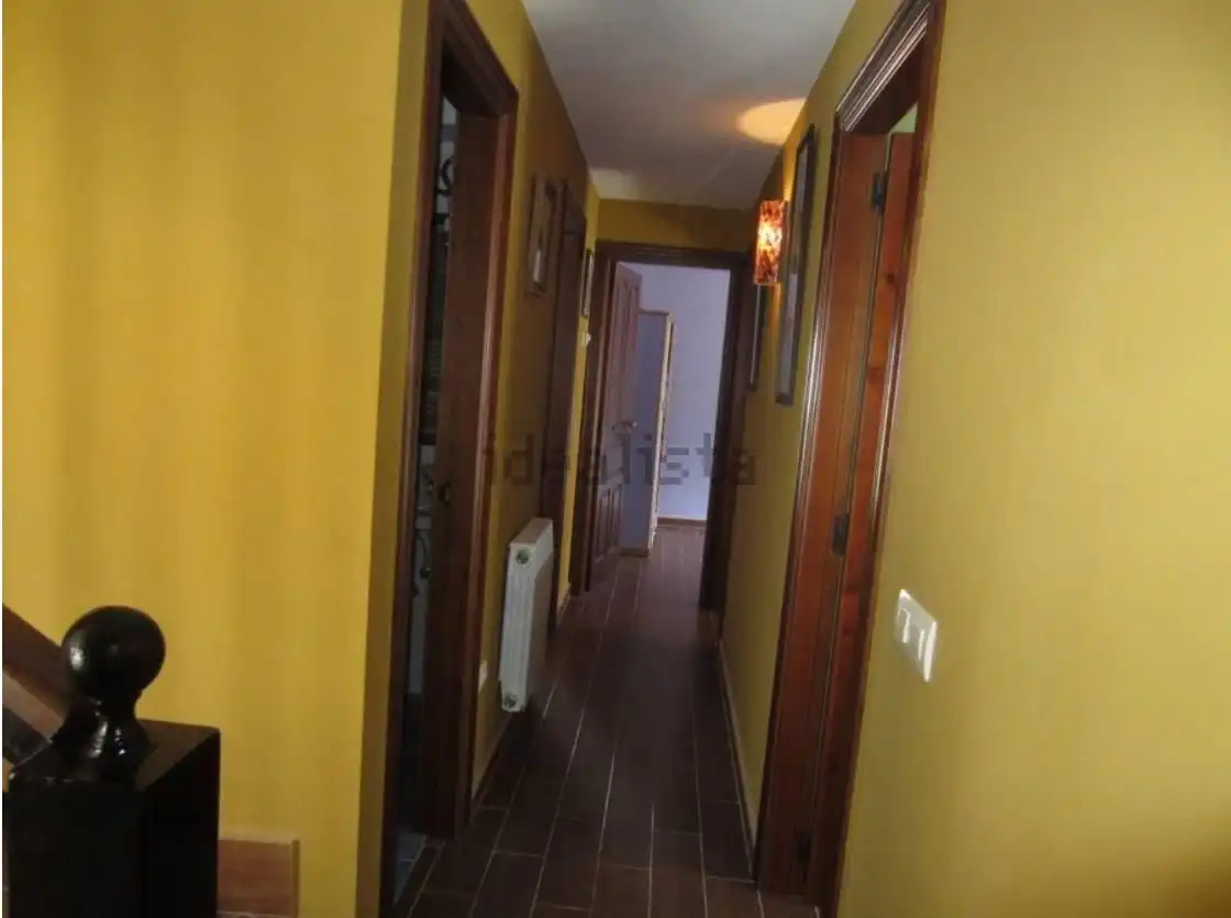 Casa o xalet en venda en El Cabaco  amb Calefacció, Terrassa i Moblat